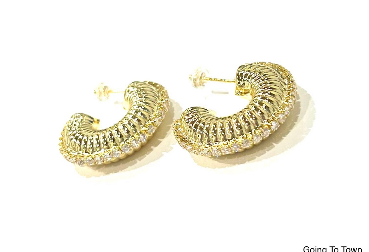 B.b Lila Live Box Going To Town Gold Earrings