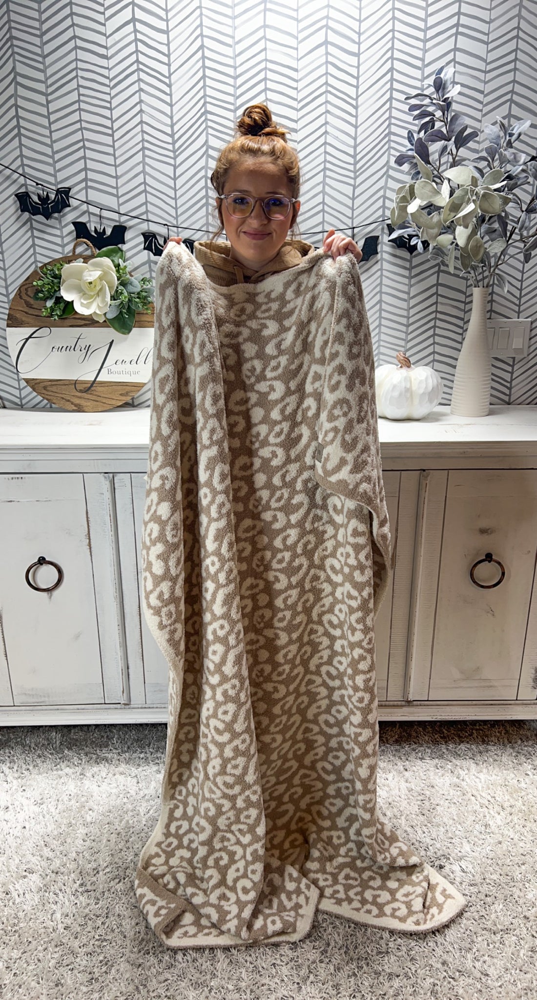 Cashmere Winter Leopard Cozy Blankets - Multiple Colors