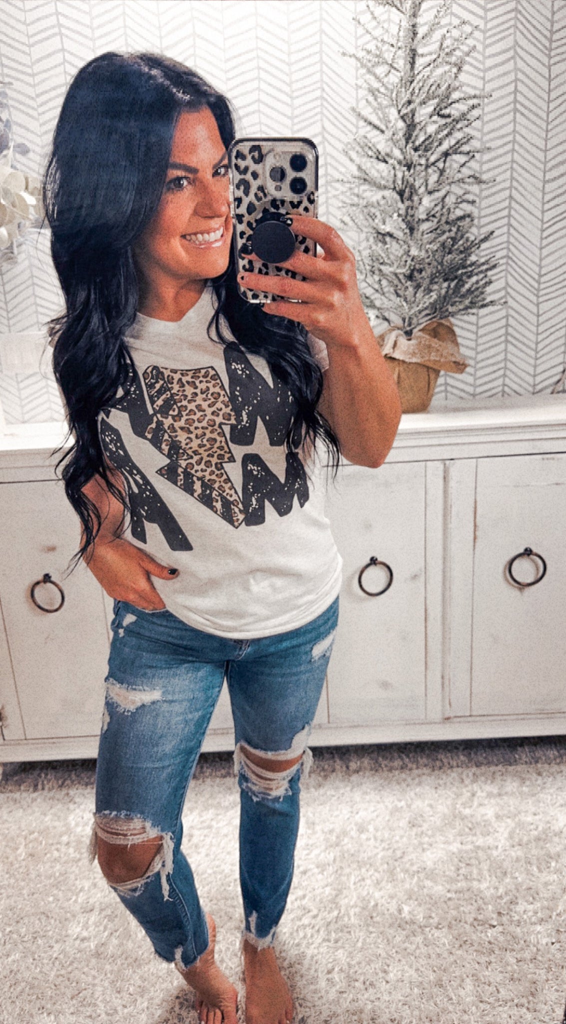 MAMA Bolt Bella Graphic Tee