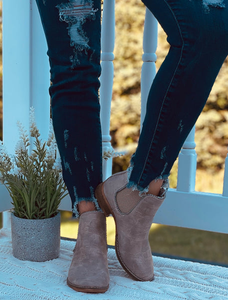 Very G Brooklyn Tan Fall Booties