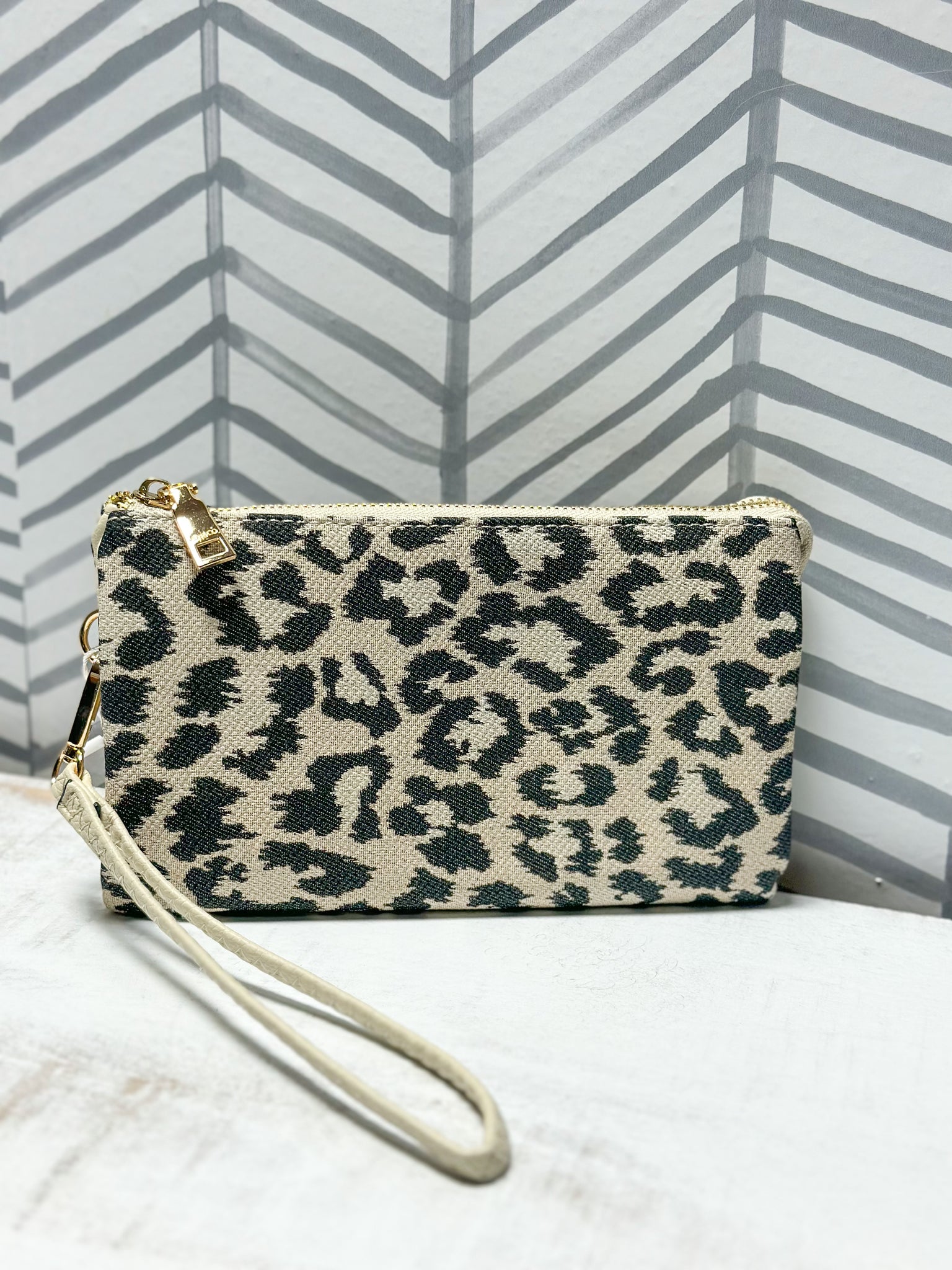 Jen & Co Cream/Black Leopard Purse